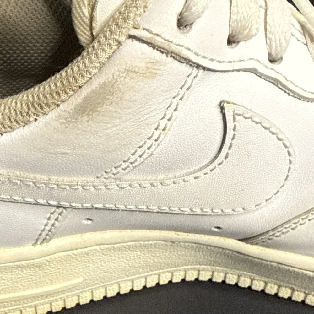 Size 6.5 - Nike Air Force 1 '07 White W